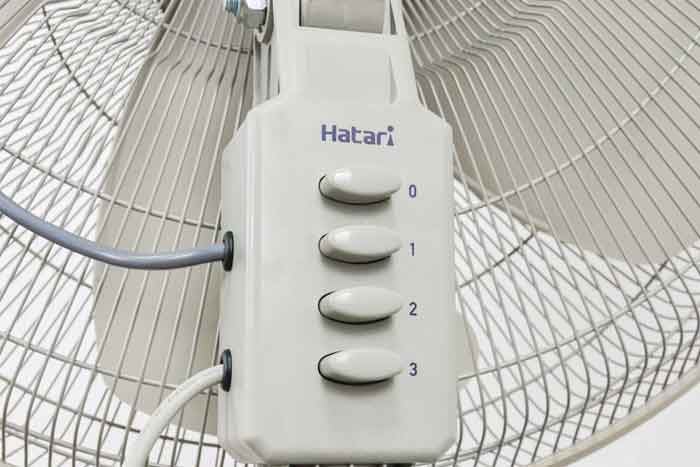 Quạt đứng công nghiệp Hatari 6 cánh IQ25M1 213W